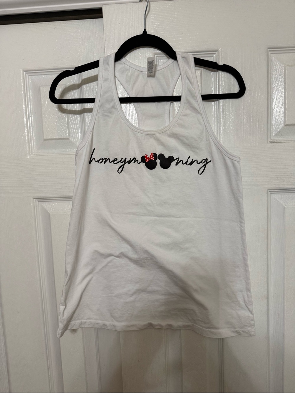White 'Honeymooning' Disney graphic Tank Top